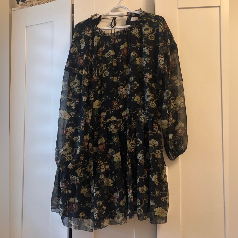 Aritzia Wilfred Floral Dress